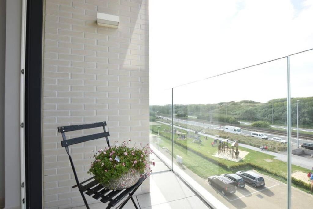 Luxe Apt In Centrum Bredene Overlooking The Dunes Екстериор снимка