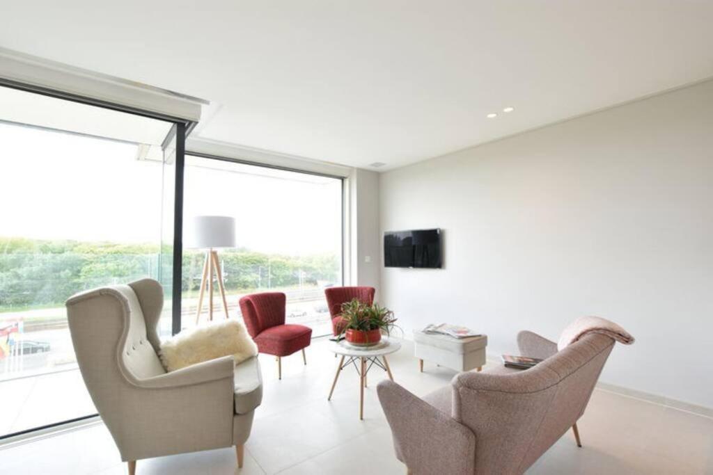 Luxe Apt In Centrum Bredene Overlooking The Dunes Екстериор снимка